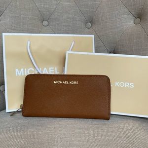 Michael Kors Luggage Brown Wallet